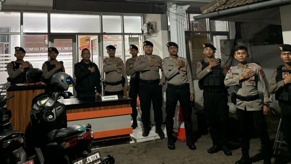 Satuan Samapta Polres Tasikmalaya Kota Intensifkan Patroli di Kantor KPU dan Bawaslu Jelang Pilkada 2024