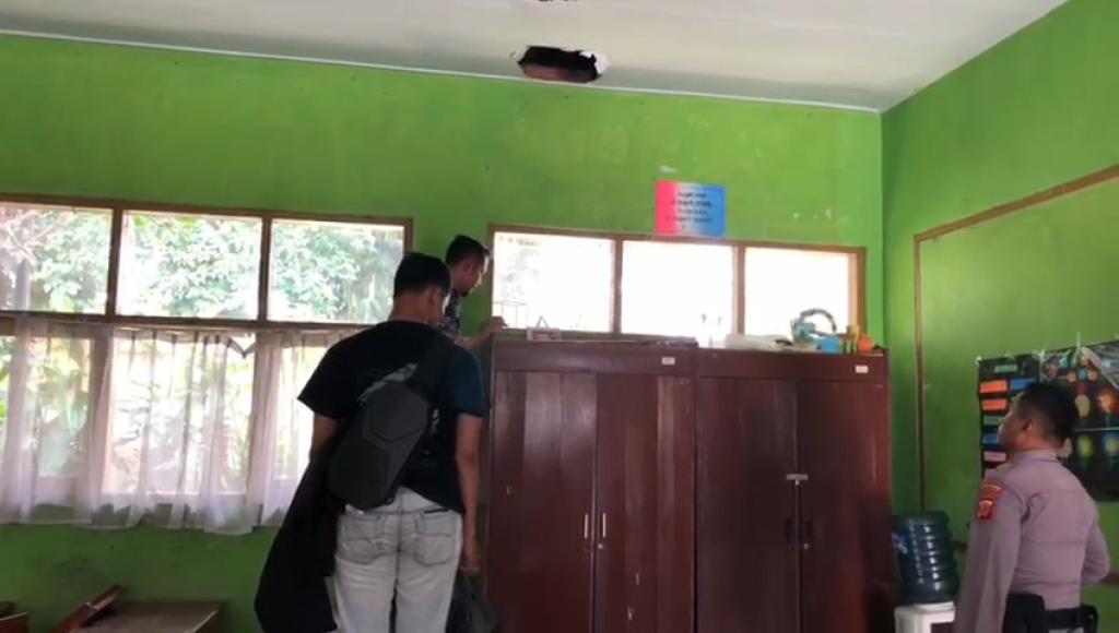 SDN Argasari Tasikmalaya Dibobol Maling, Lima Laptop dan Proyektor Raib