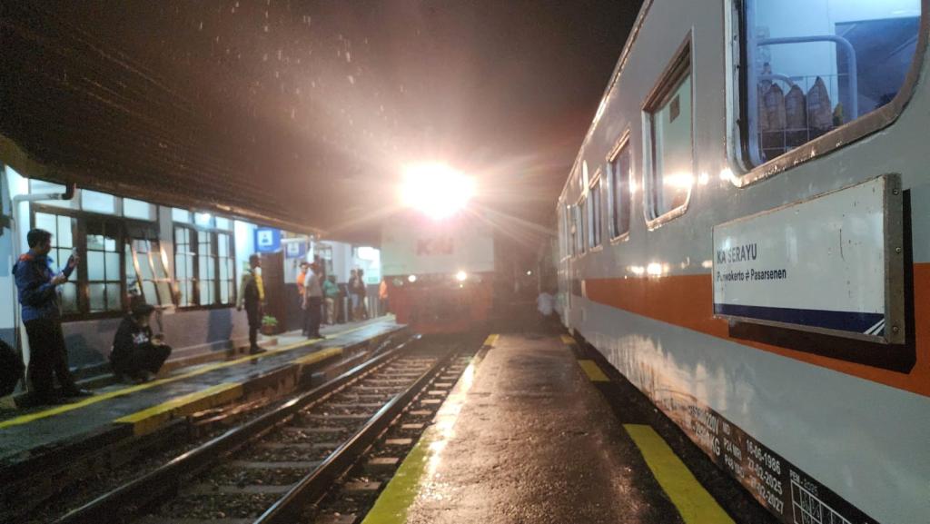 Sempat Diberhentikan Pascagempa Pangandaran, Operasional Kereta Api Daop 2 Bandung Kembali Normal