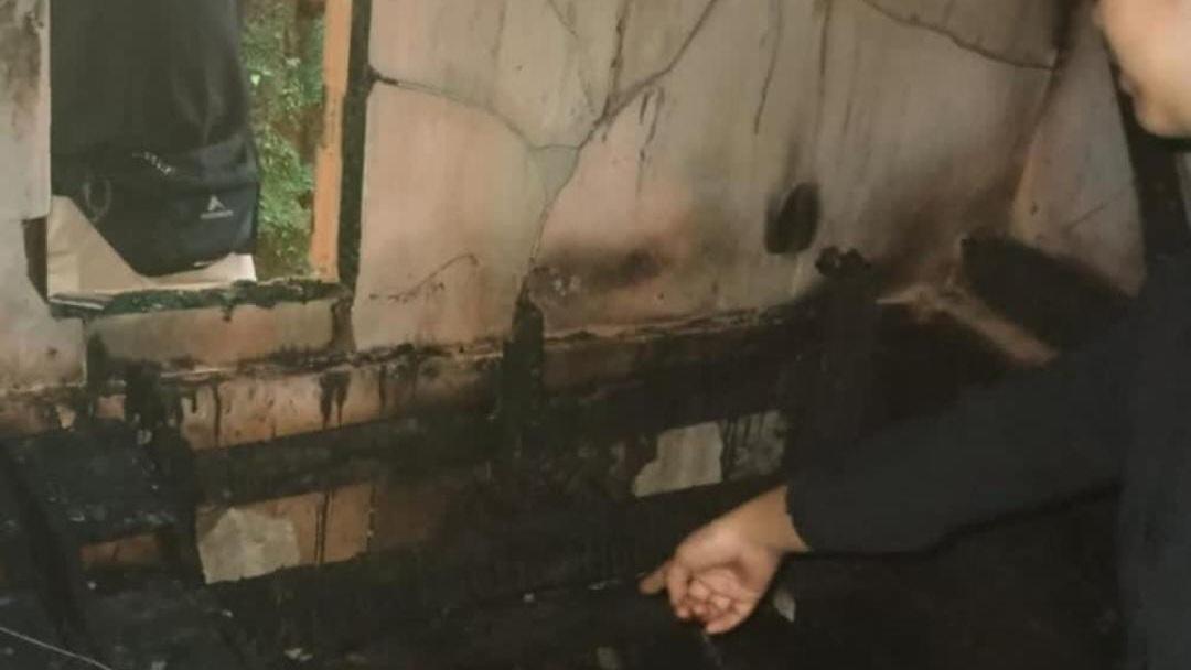 Suami di Tasikmalaya Bakar Rumah Istri karena Sakit Hati, Polisi Bergerak Cepat Amankan Pelaku