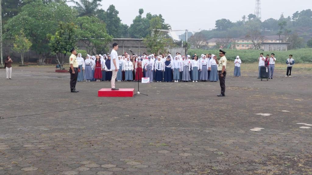 Unik! Upacara HUT ke-81 RI di Plaza Asia Tasikmalaya Usung Konsep Seragam Sekolah