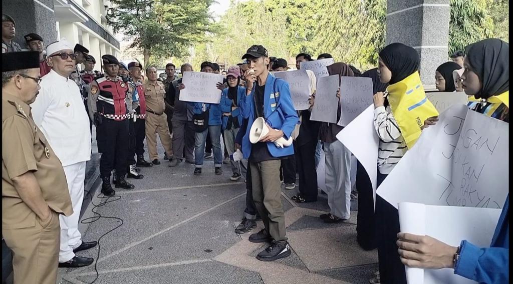 Unjuk Rasa di Kantor Wali Kota, PC PMII Banjar Minta Pelayanan Dasar Diutamakan Dibanding Fasilitas Pejabat