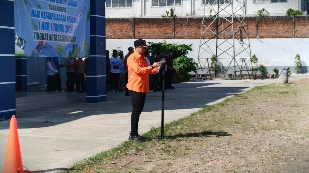 Terlambat Hadiri Aksi Bersih-Bersih Sungai, Wali Kota Tasikmalaya: Lari Dulu Sambil Serap Aspirasi Warga
