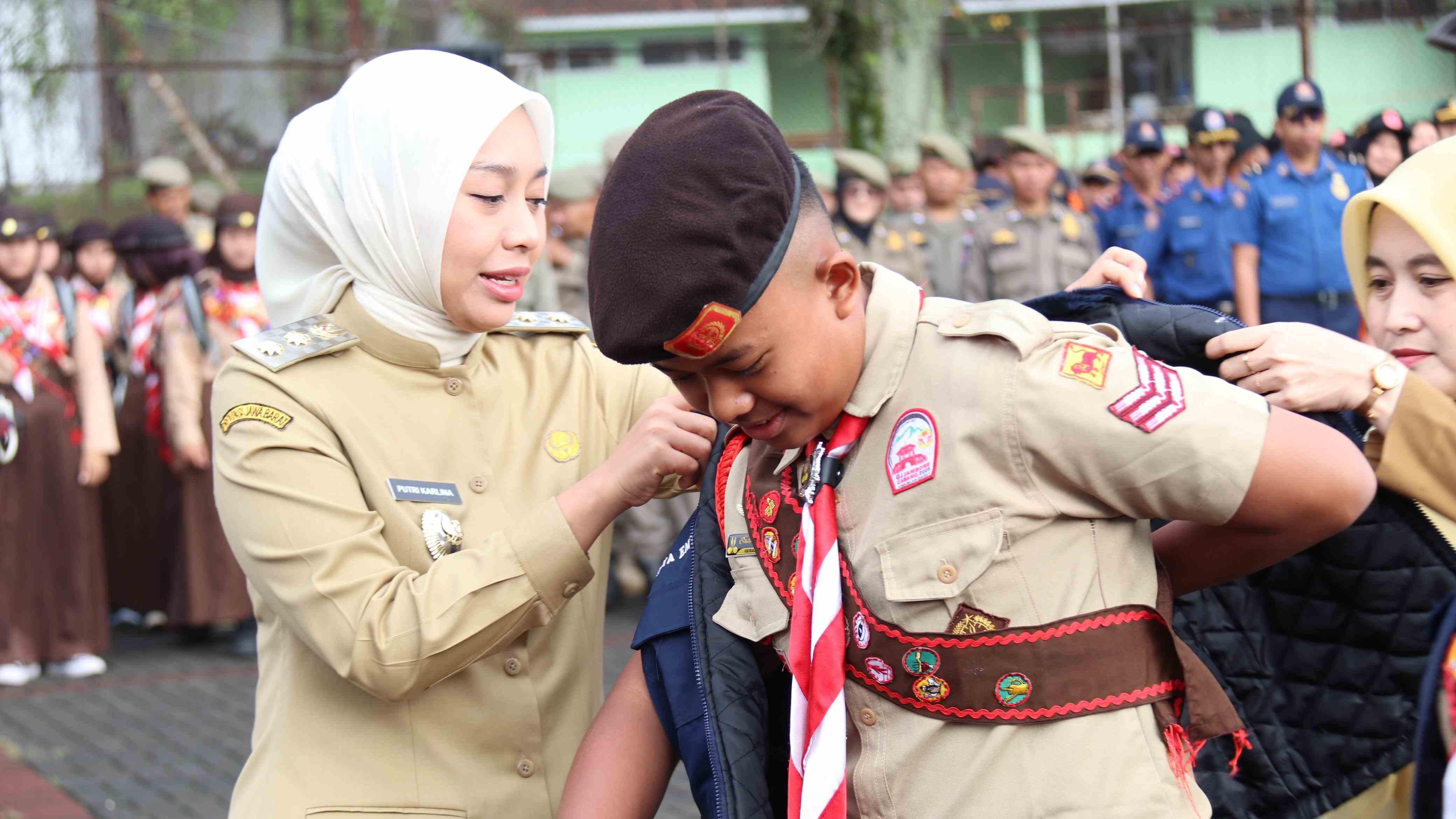 Wabup Garut Resmi Lepas 32 Peserta Jambore Daerah Pramuka Jabar 2025: Ajang Asah Kompetensi dan Bangun Karakter