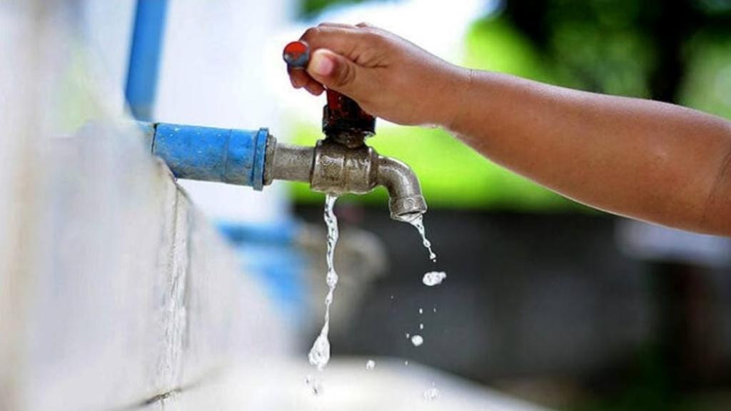 Warga Situbatu Kota Banjar Nikmati Air Bersih, Perumdam Tirta Anom Pasang 250 Sambungan Baru